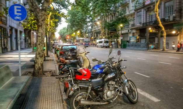 Pé na Estrada: Ituzaingó, Buenos Aires, ARG